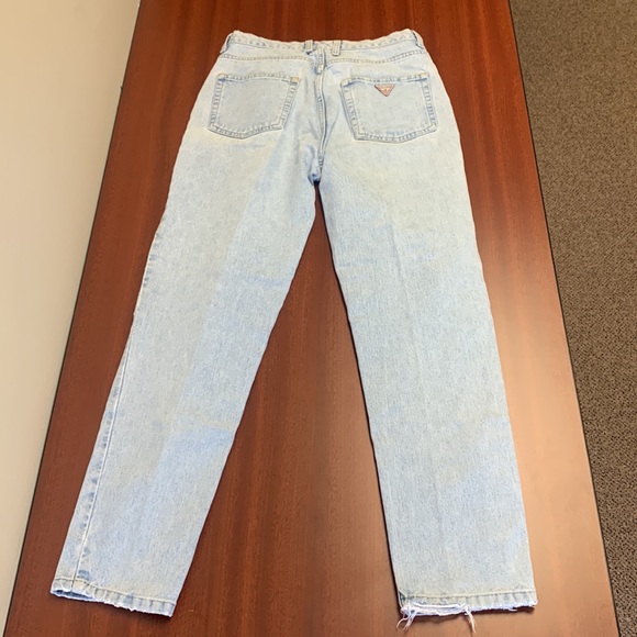 Guess Jeans - Picture 5 of 6